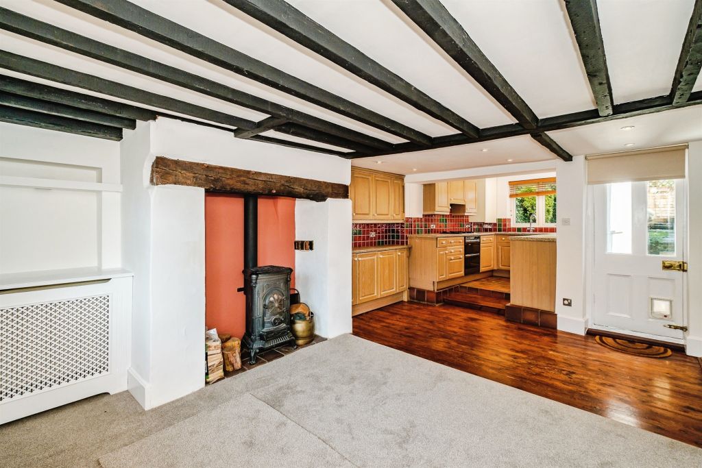 Property photo 2 of 19