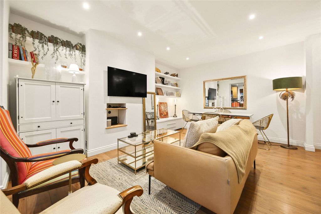 Property photo 2 of 10 Picture No. 07