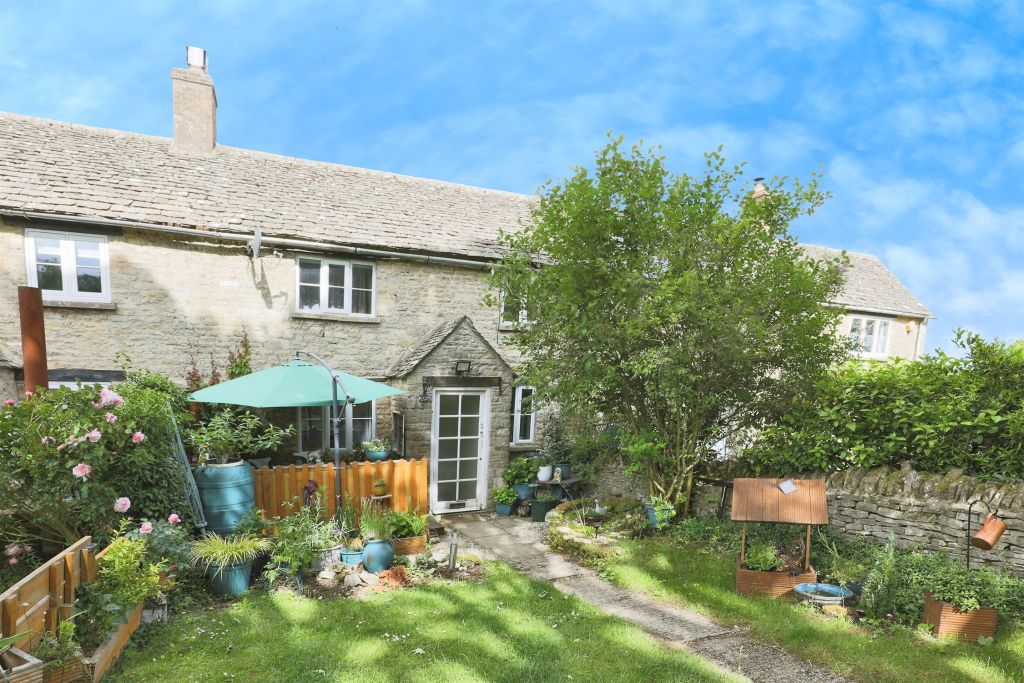 Property photo 1 of 16