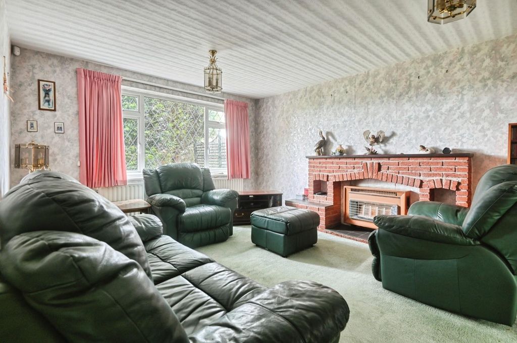 Property photo 3 of 15 54Bla6.Jpg