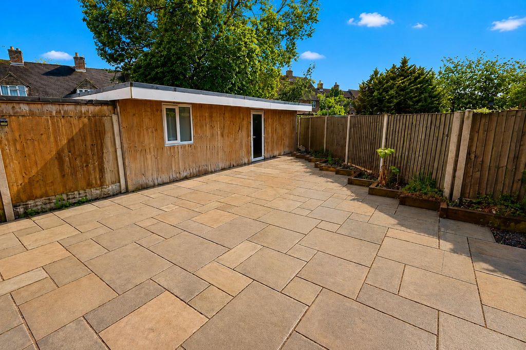 Property photo 2 of 9 Outbuilding/Studio