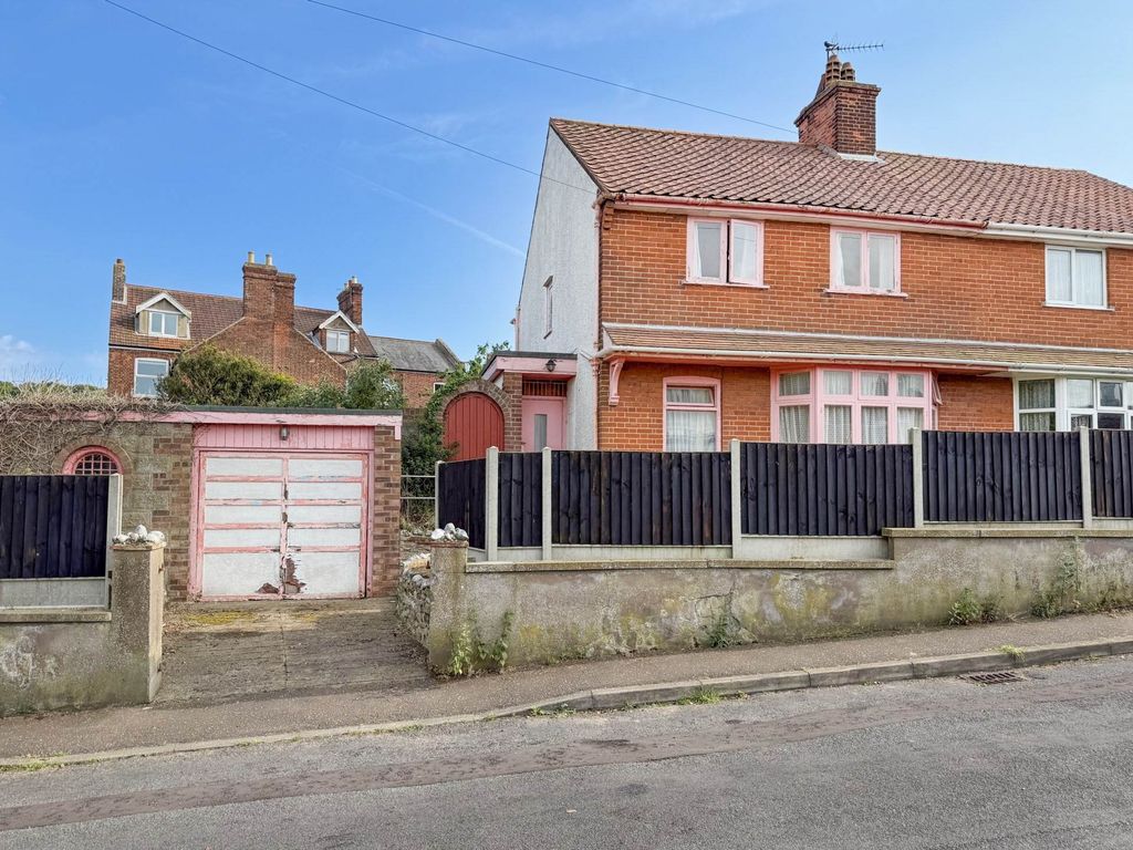 Property photo 1 of 21
