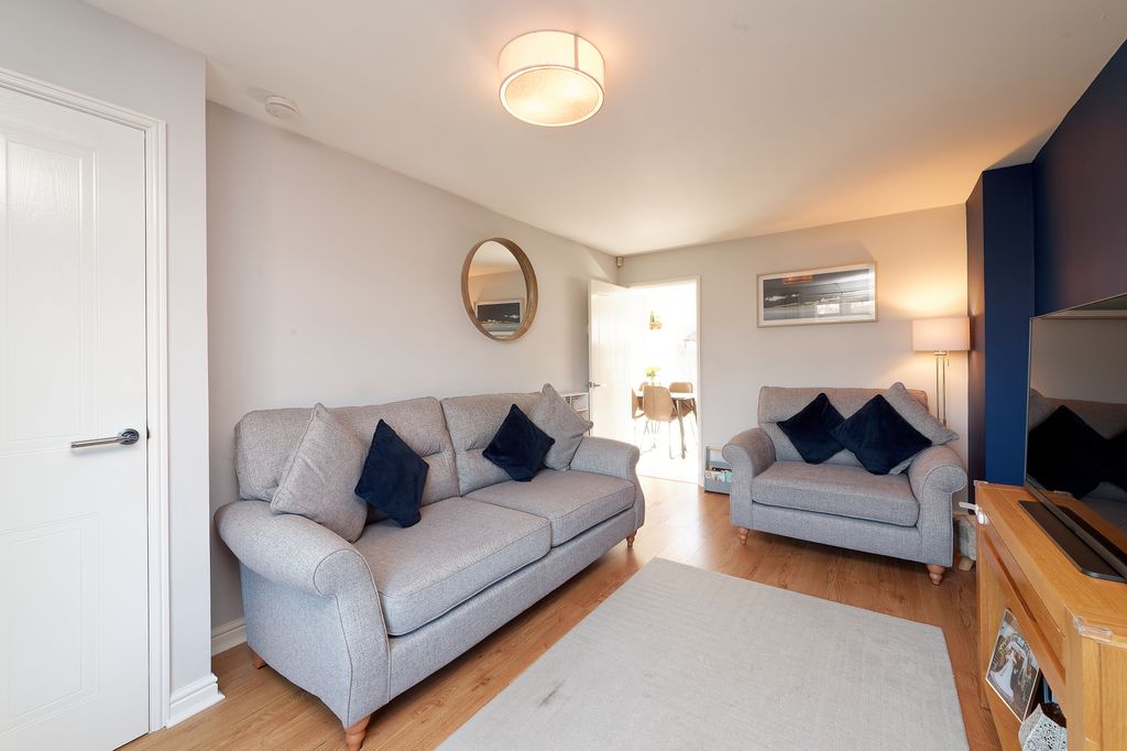 Property photo 3 of 18 Property Image 3