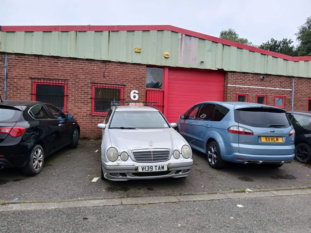 Property photo 2 of 12