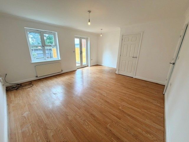 Property photo 3 of 9 Living Room