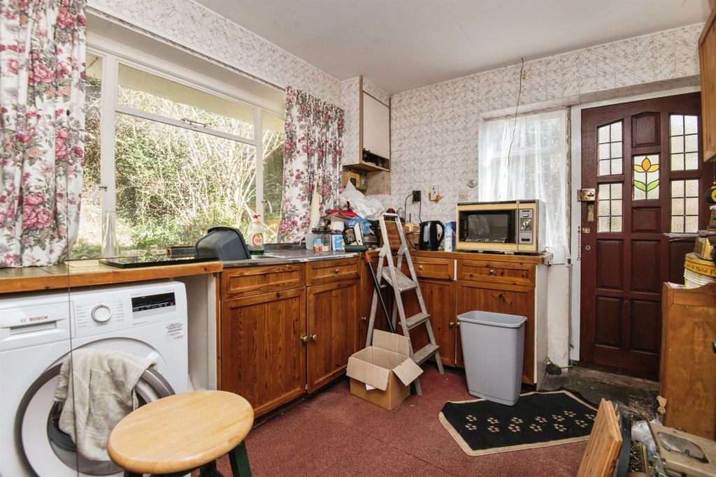 Property photo 3 of 26