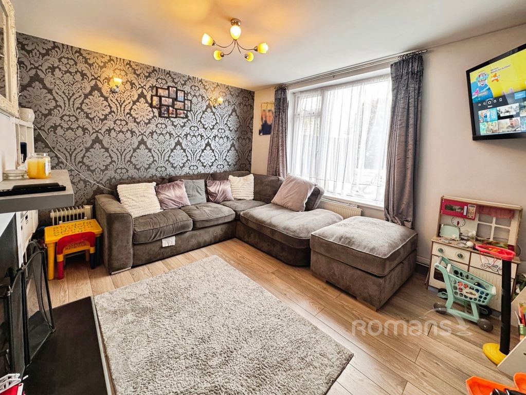 Property photo 3 of 15 Pbox-Img.Jpg