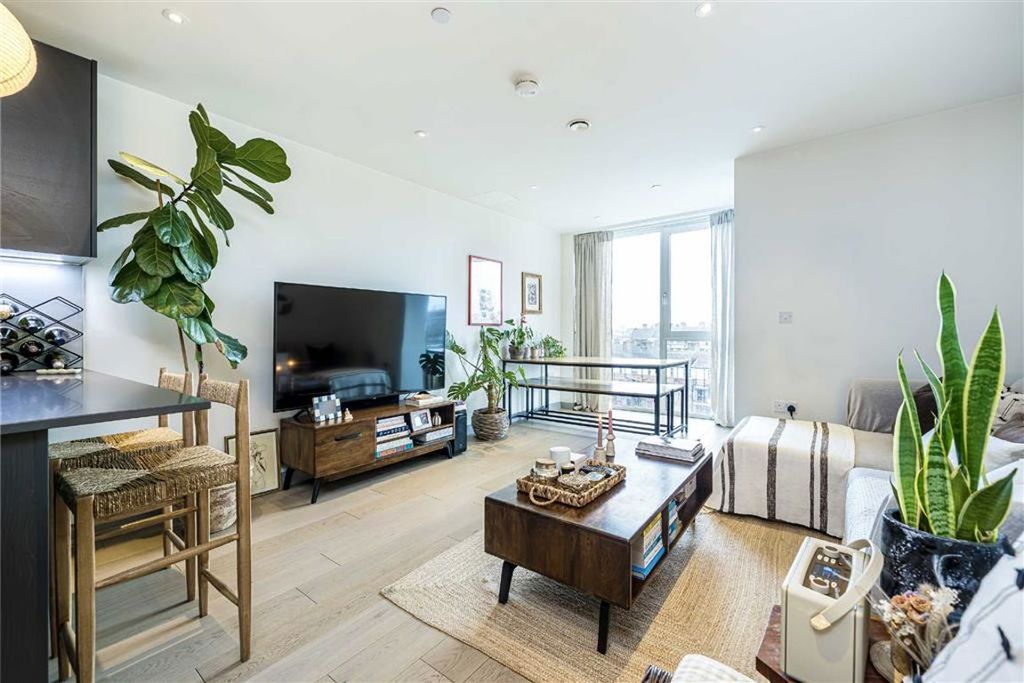 Property photo 3 of 8