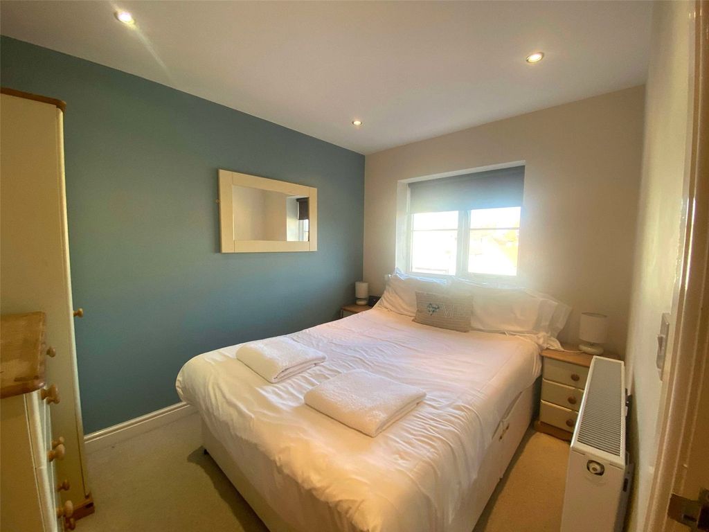 Property photo 3 of 15 Picture No. 01