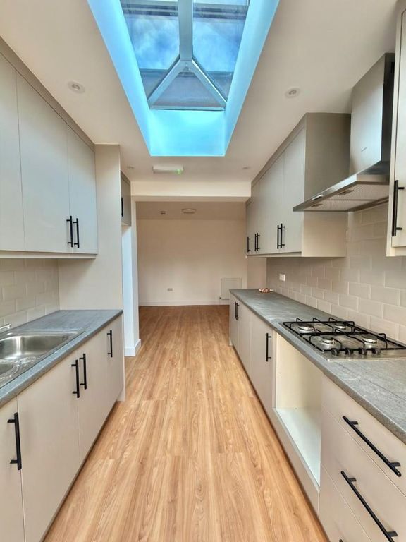 Property photo 2 of 16 Img_3225.Jpg