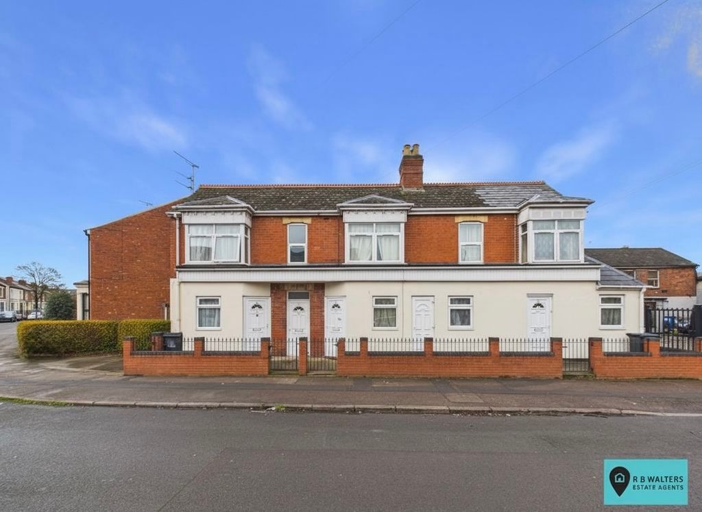 Property photo 1 of 20 Front Aspect