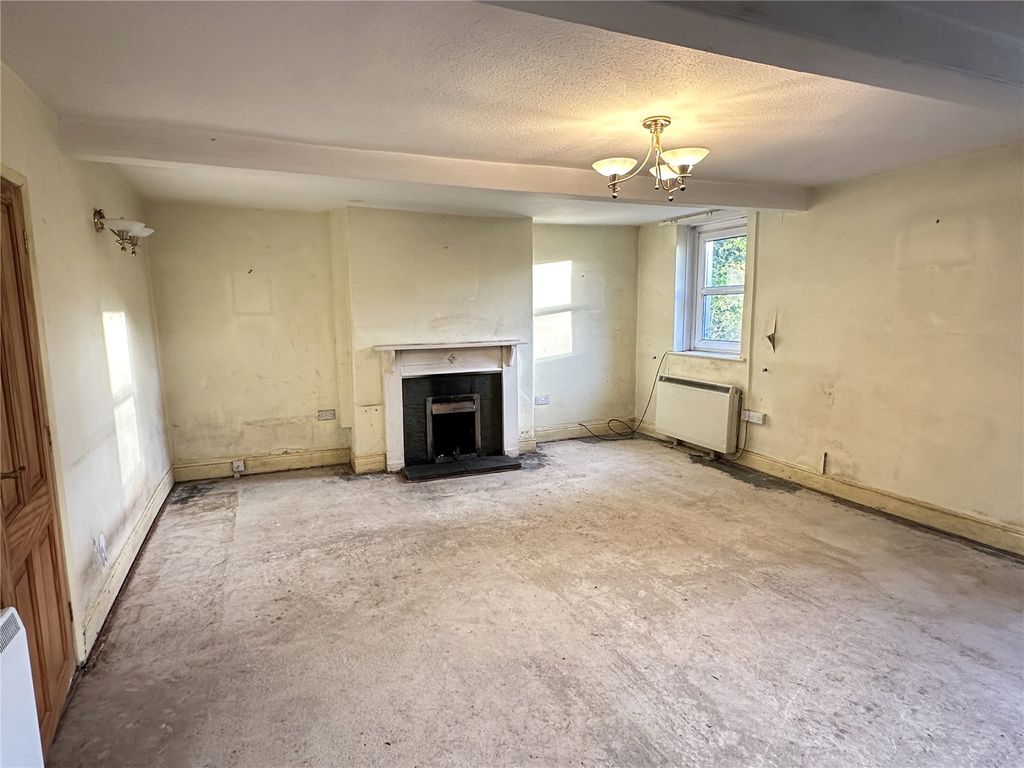 Property photo 2 of 24 Picture No. 34