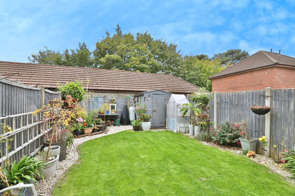 Property photo 2 of 16