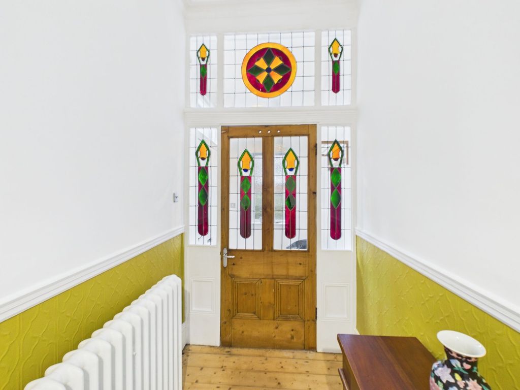 Property photo 3 of 34