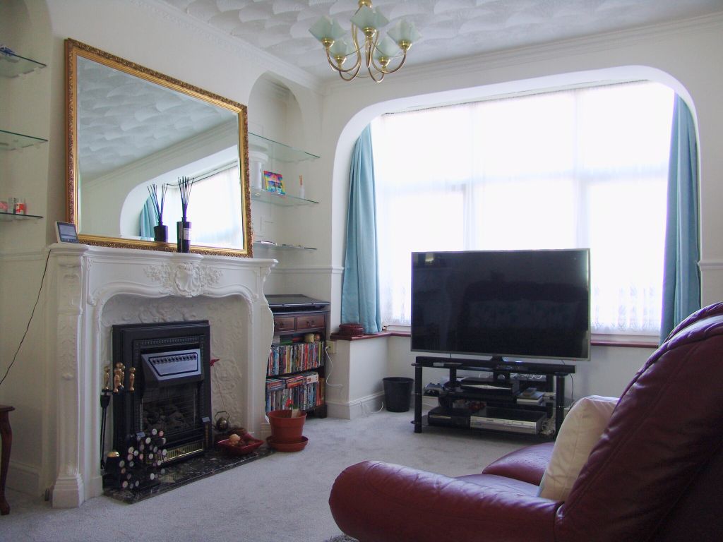 Property photo 2 of 18