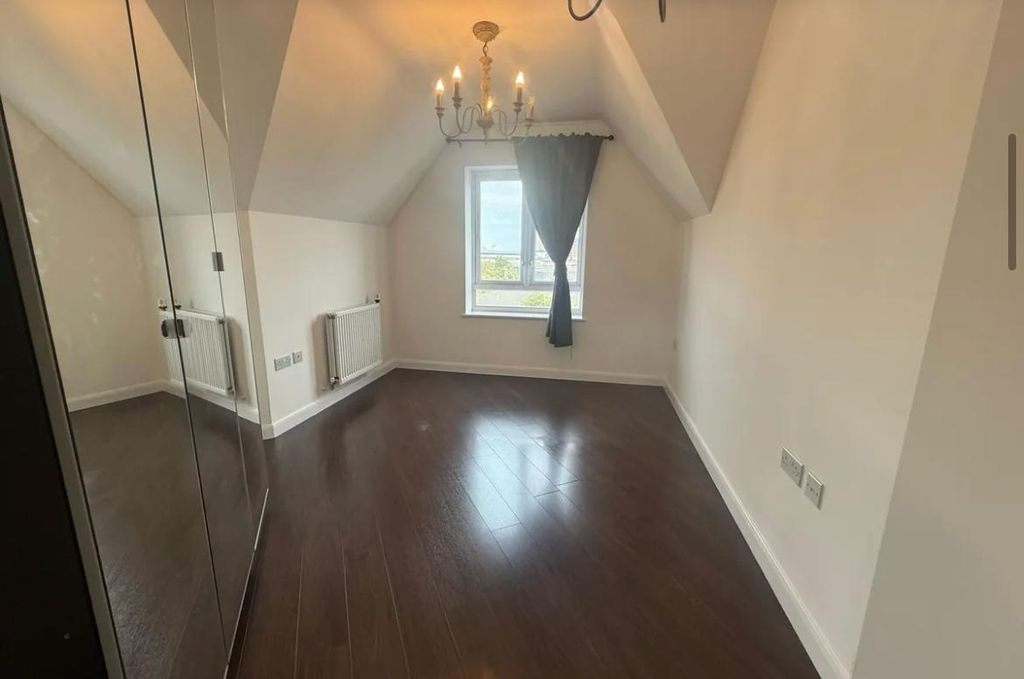 Property photo 2 of 16 Photo-2026-03-08-19-14-06 2