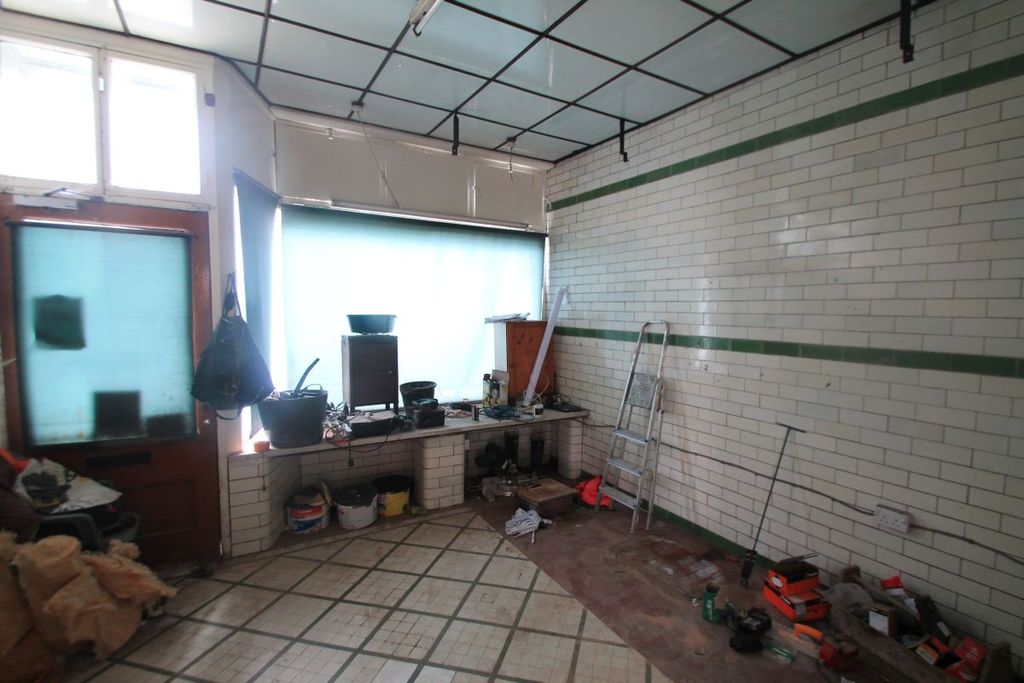 Additional image 6 of 4 bed flat for sale1 Chester Road, Buckley, Flintshire CH7