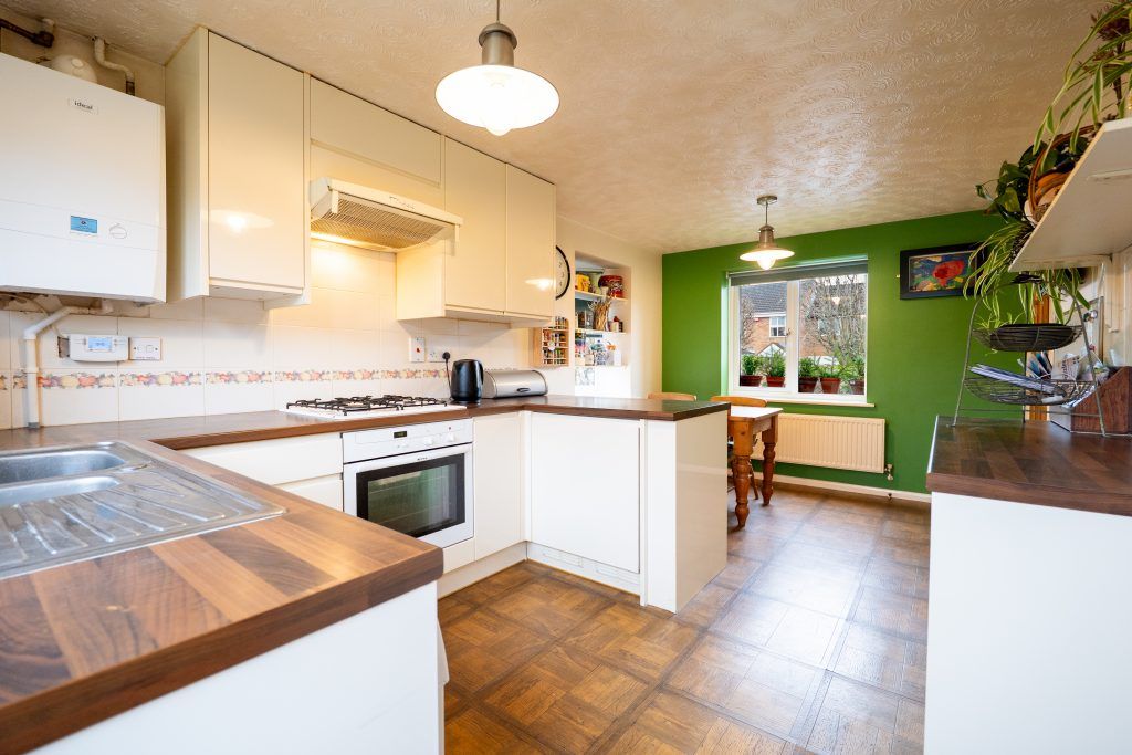 Property photo 2 of 23