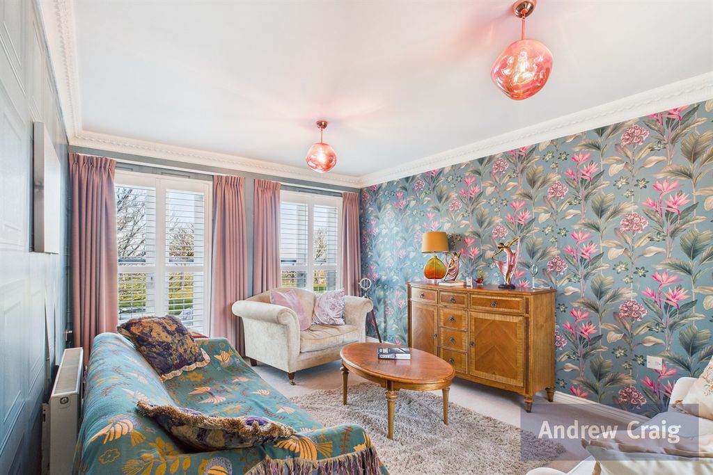 Property photo 3 of 25 Lounge / Second Reception