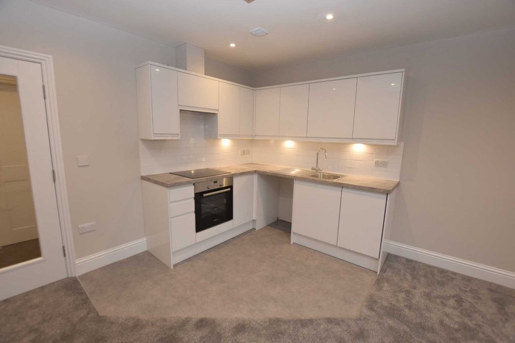 Property photo 3 of 11 Picture No. 02