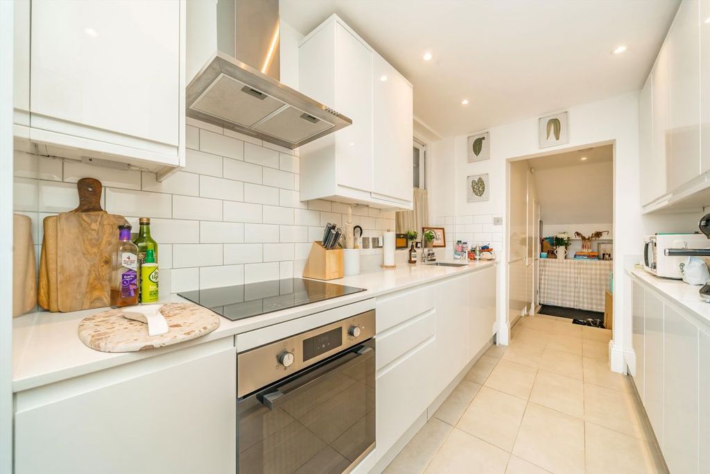 Property photo 3 of 5