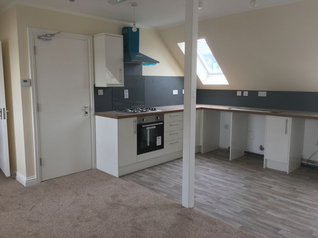 Property photo 1 of 12 One Bedroom Flat In Southall