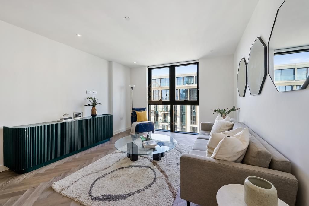 Property photo 2 of 18 Cashmere Wharf, 1206-19.Jpg