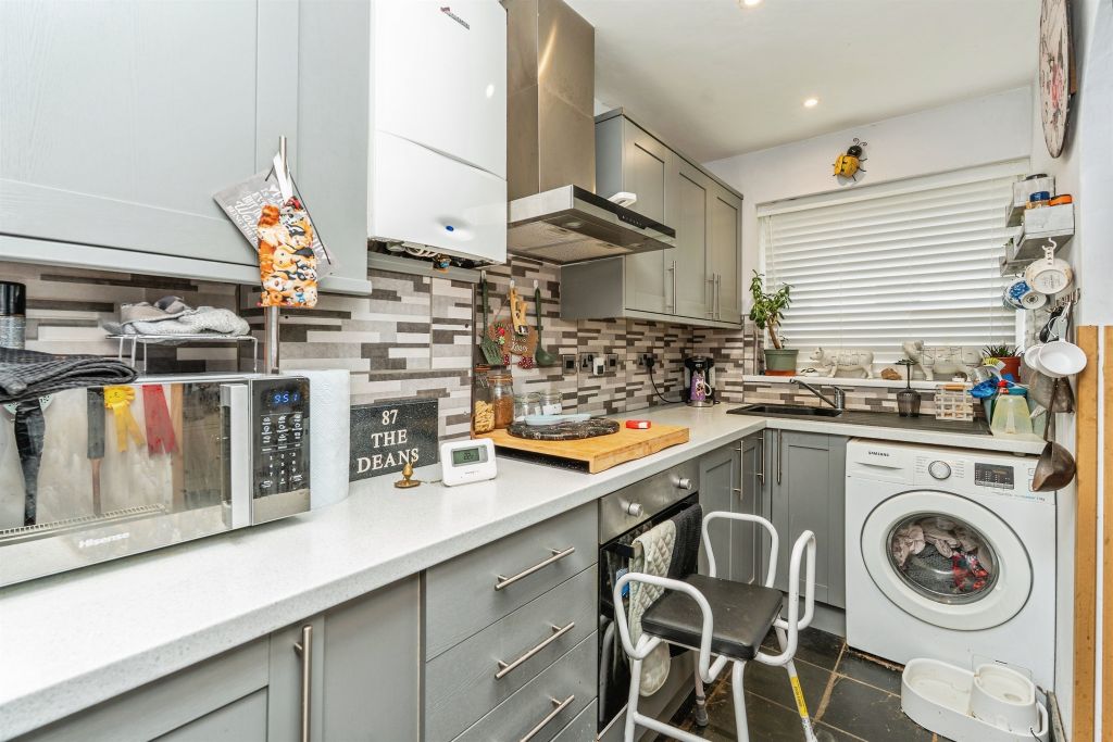 Property photo 2 of 12