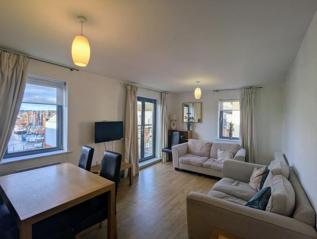 Property photo 3 of 13 Front Description 2