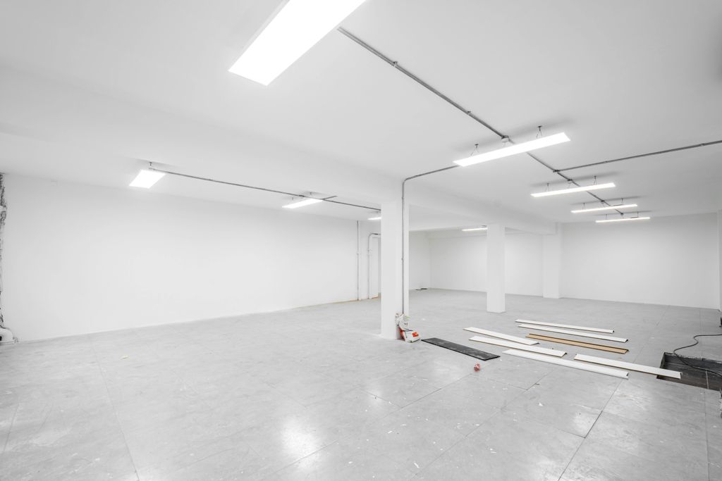 Property photo 3 of 19 Osborn St 9  Low Res 11.Jpg