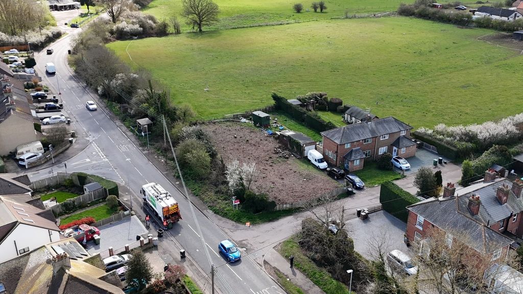 Property photo 2 of 5 Photo 1