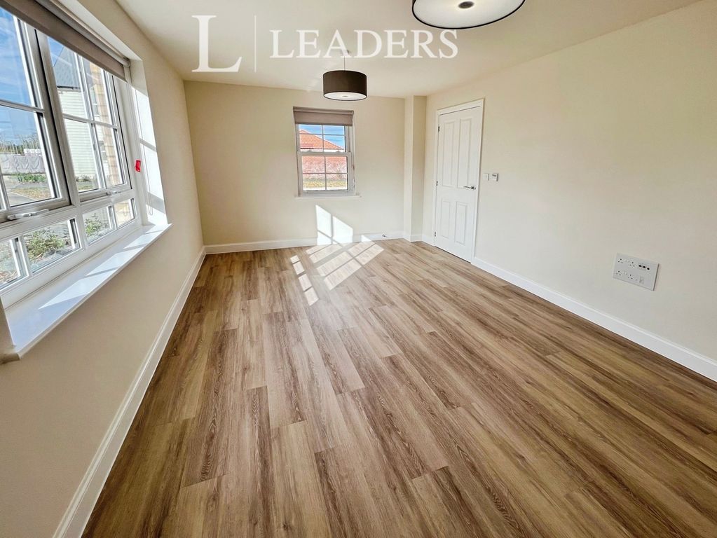 Property photo 2 of 17 Pbox-Img.Jpg