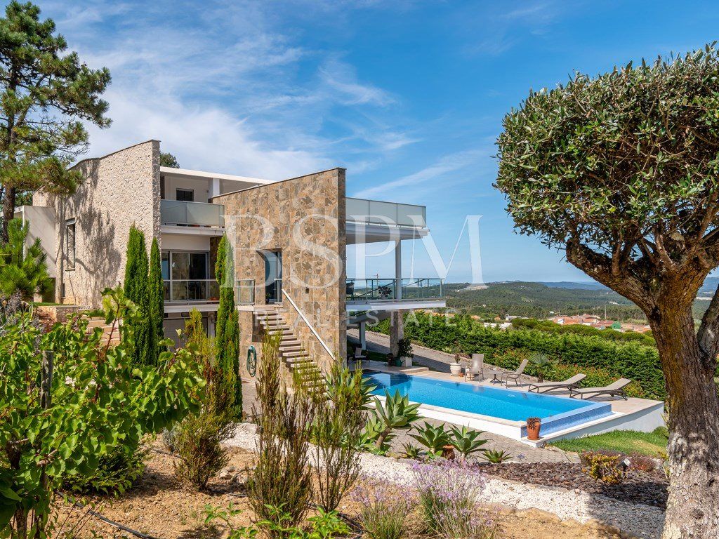 Property photo 1 of 60 Contemporary Hilltop Villa With Panoramic Views Serra Do Bouro, Silver Coast