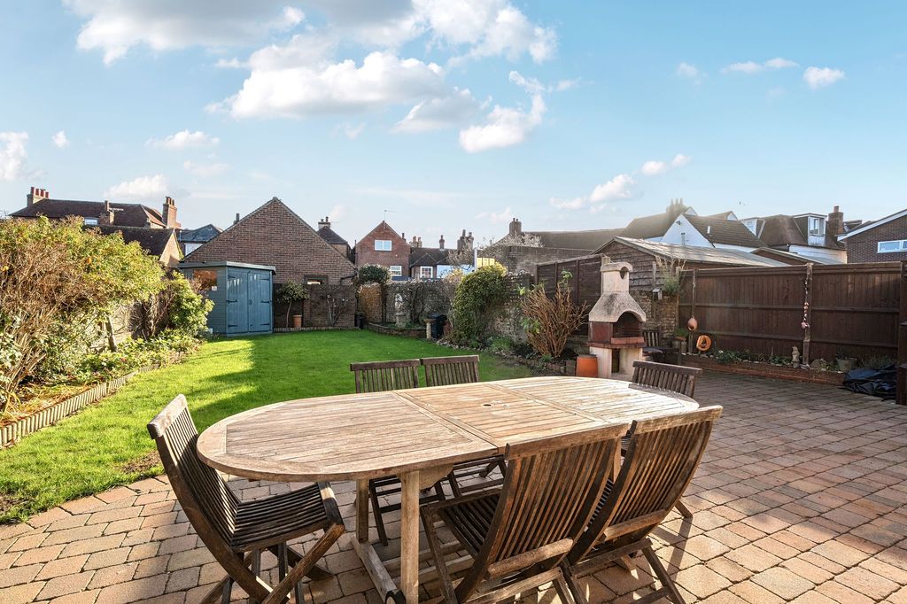 Property photo 3 of 22