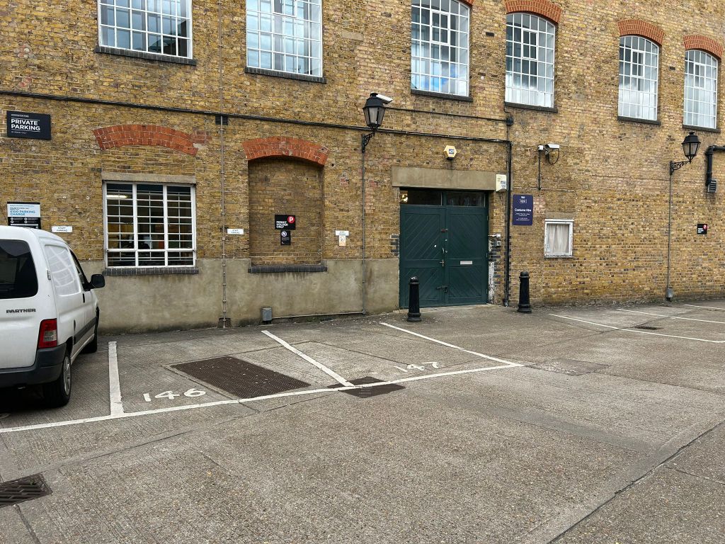 Property photo 2 of 3