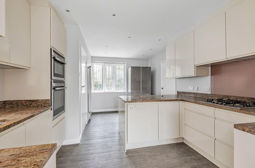 Property photo 3 of 16 853661 (4).Jpg