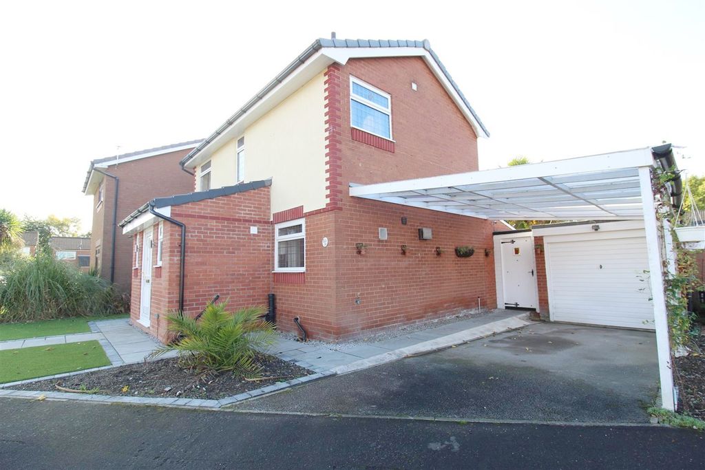 Property photo 2 of 17 External