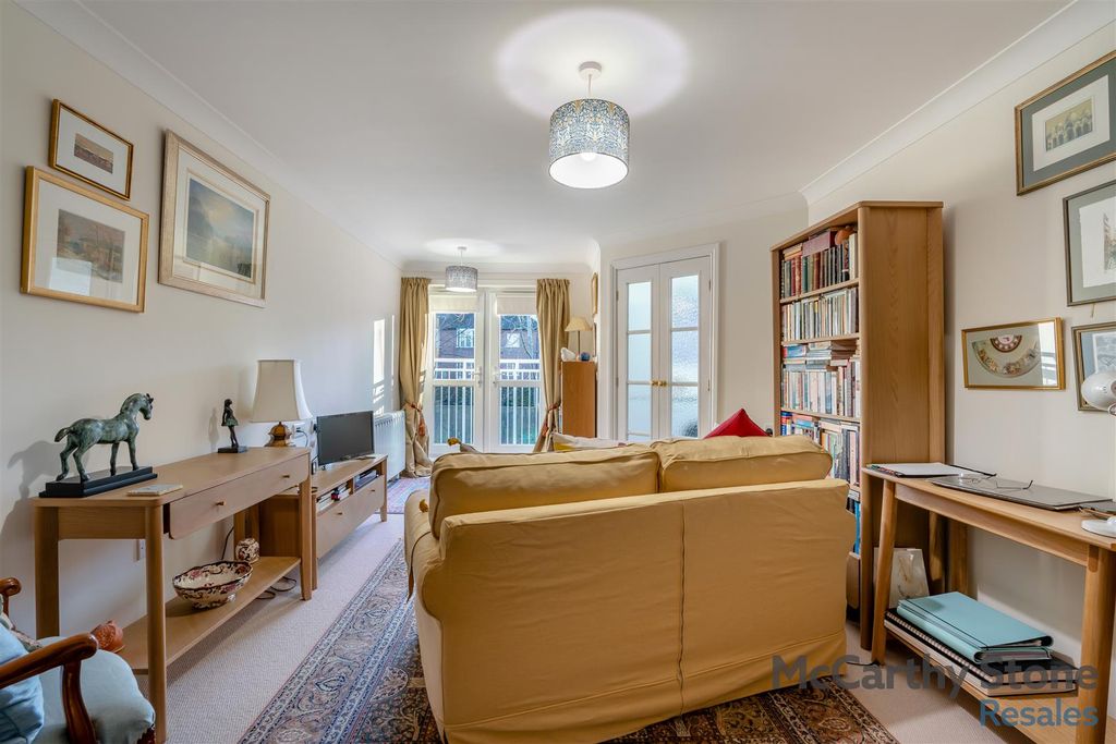 Property photo 3 of 25 8634779-Interior12.Jpg