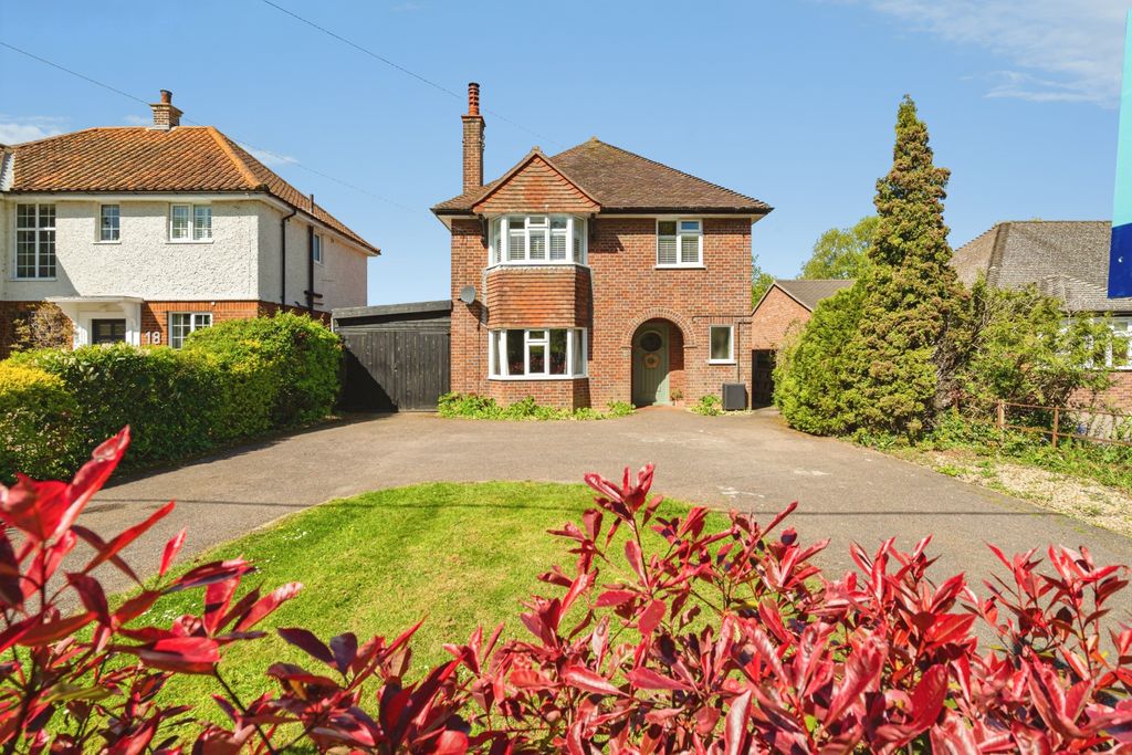 Property photo 1 of 20 Front