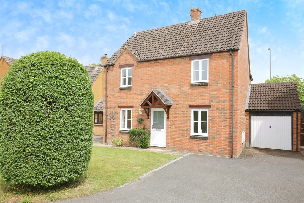 Property photo 1 of 16
