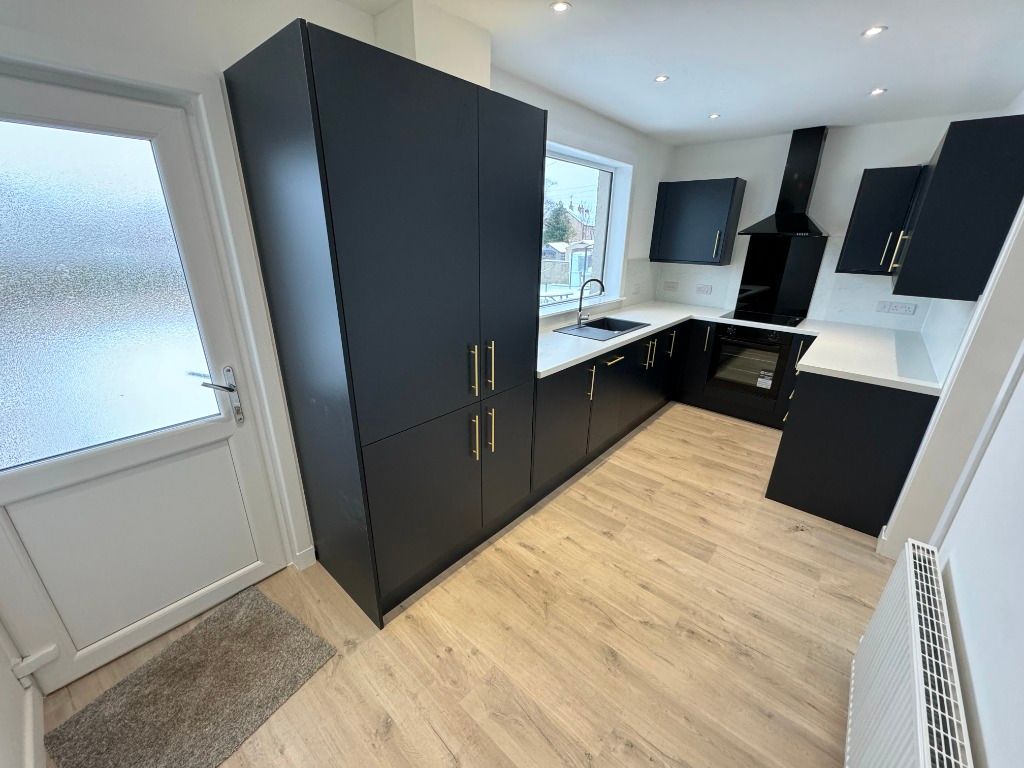 Property photo 1 of 11 Photo 1