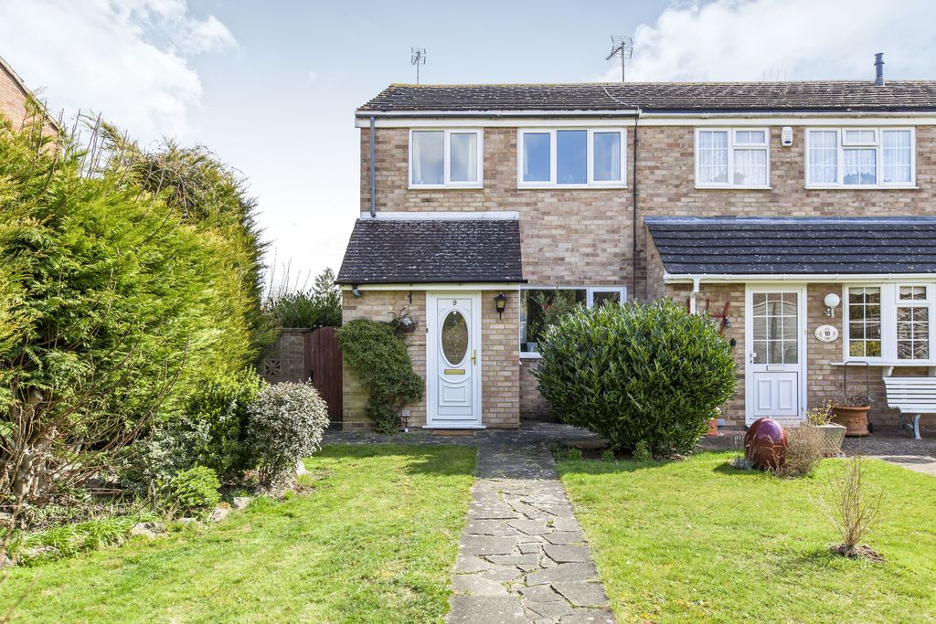Property photo 1 of 7 57414836-5443-4528-B