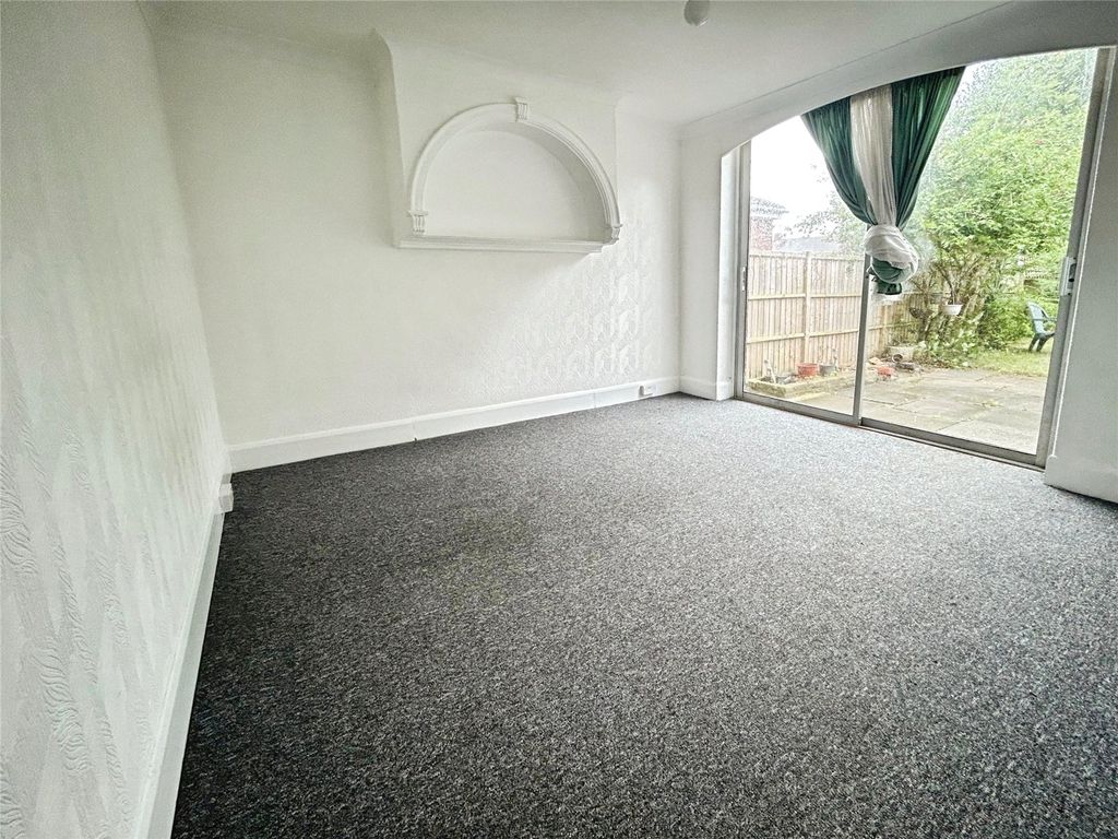 Property photo 3 of 14 Picture No. 35
