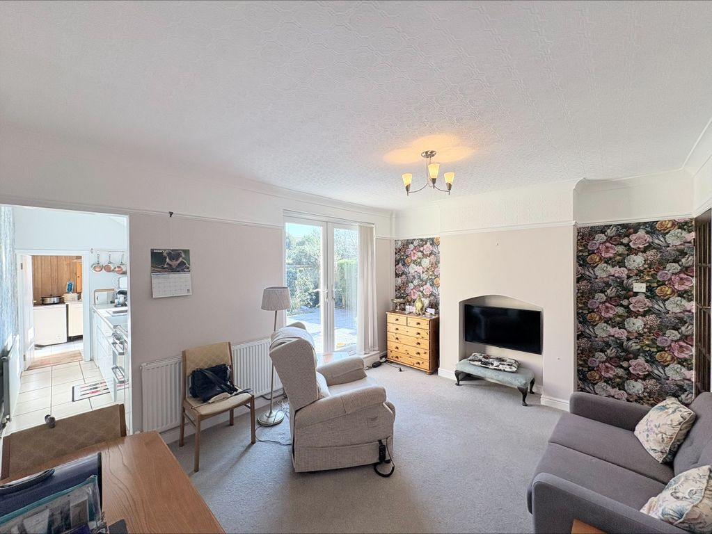 Property photo 2 of 30