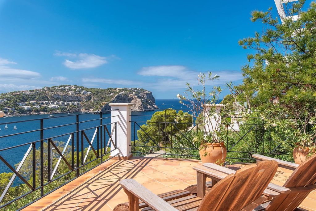 Property photo 3 of 27