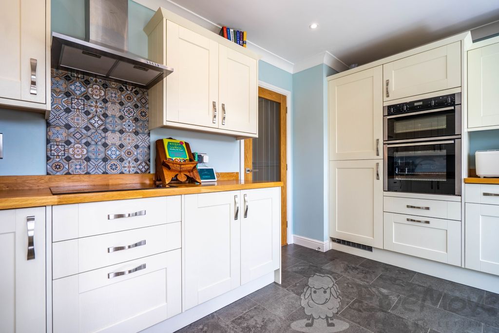 Property photo 2 of 12 Kitchen-Diner With Oak Worktop