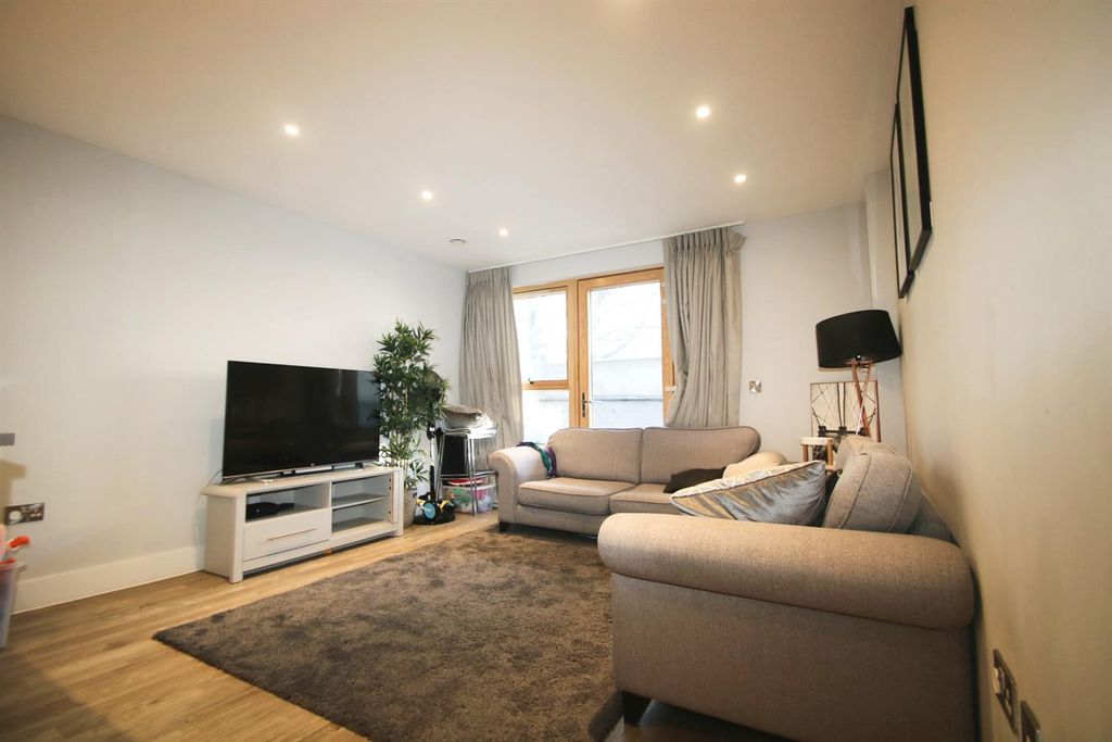 Property photo 2 of 7 Img_6056.Jpg