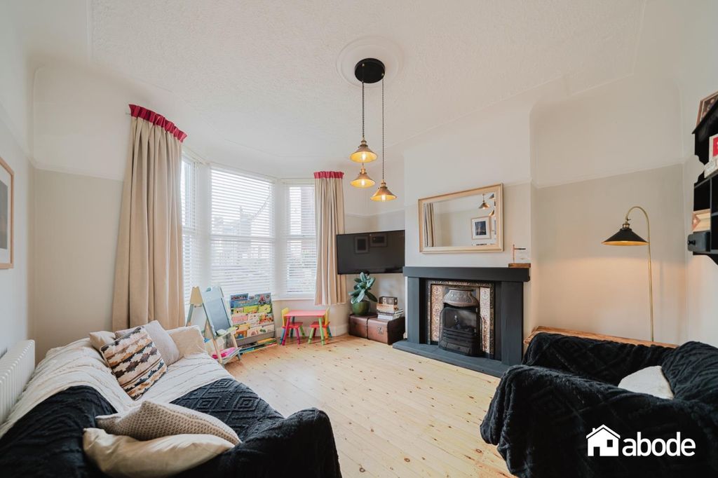 Property photo 2 of 26 Dsc00990-Hdr.Jpg