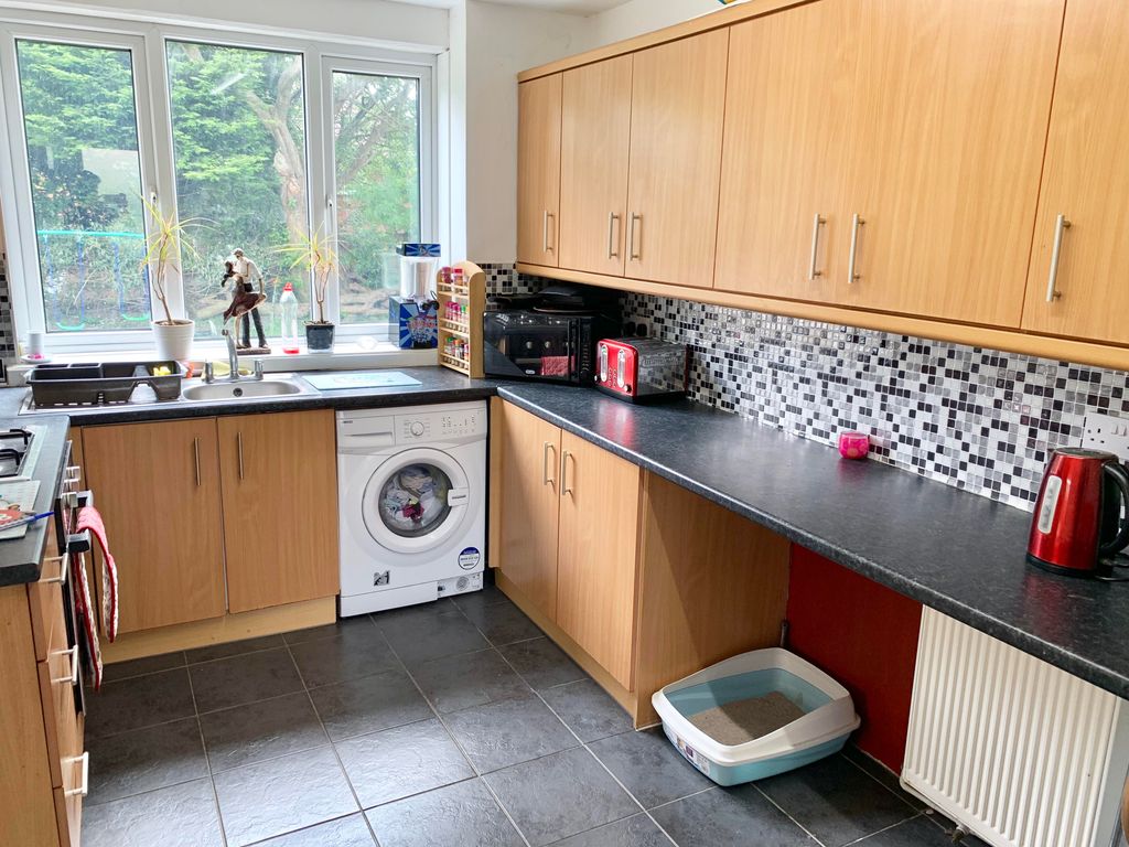 Property photo 2 of 7 Image