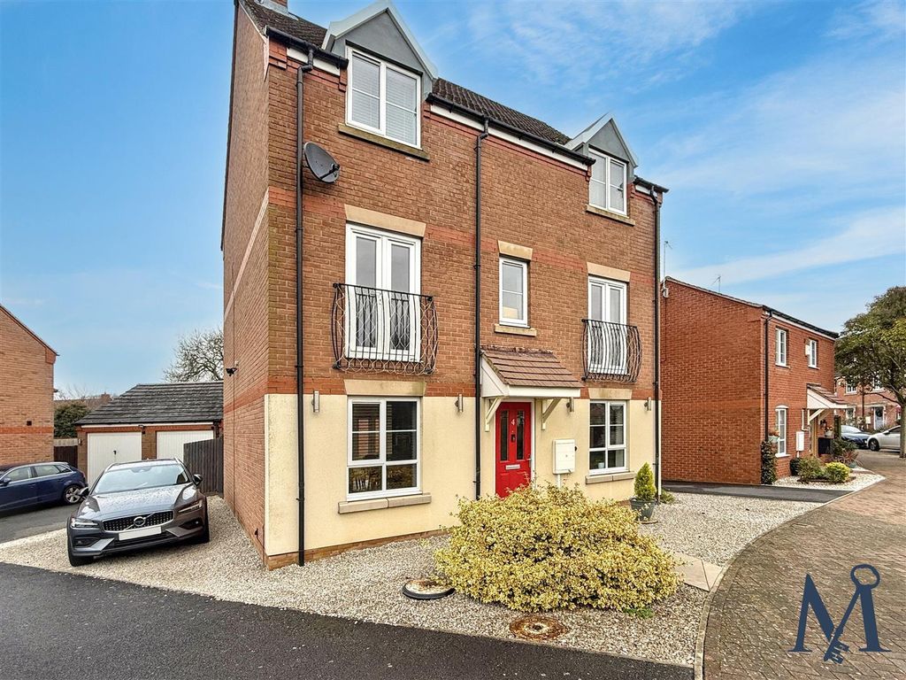 Property photo 1 of 25